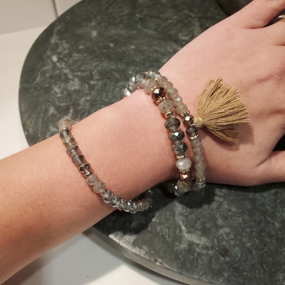3 Beaded Bracelet Set Gray Shiny Glam Tassel Party - Picture 1 of 6